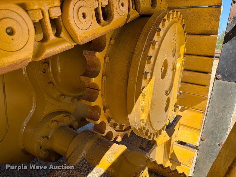 image for item FN3639 2007 Caterpillar D6T LGP pipelayer