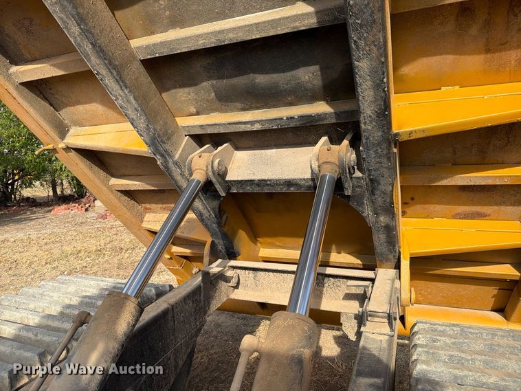 image for item FN3642 Morooka MST1500 track carrier