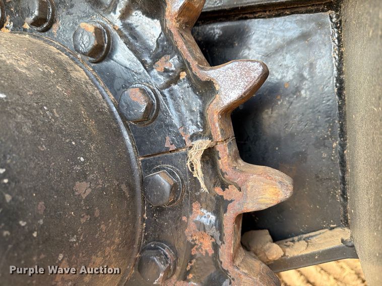 image for item FN3642 Morooka MST1500 track carrier
