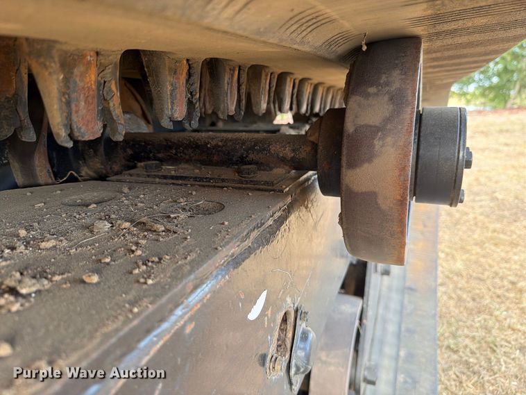 image for item FN3642 Morooka MST1500 track carrier