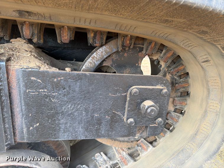 image for item FN3642 Morooka MST1500 track carrier