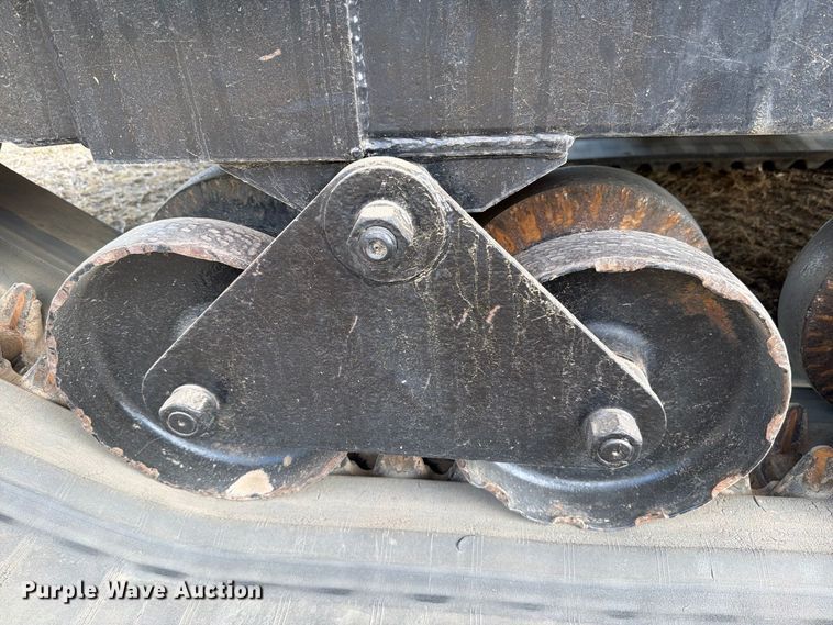 image for item FN3642 Morooka MST1500 track carrier