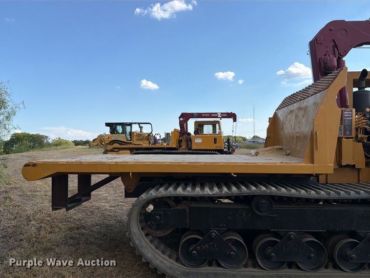 image for item FN3643 Morooka MST1500V track carrier