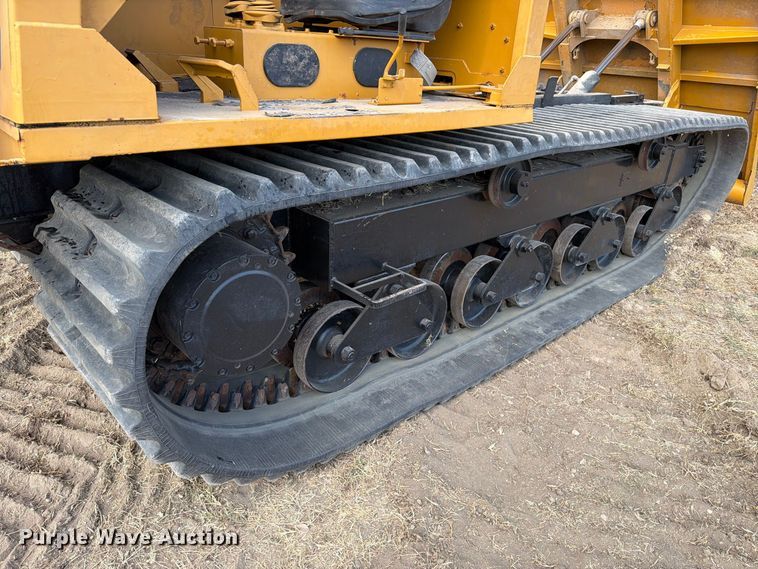 image for item FN3643 Morooka MST1500V track carrier