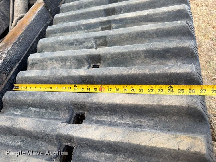 image for item FN3643 Morooka MST1500V track carrier