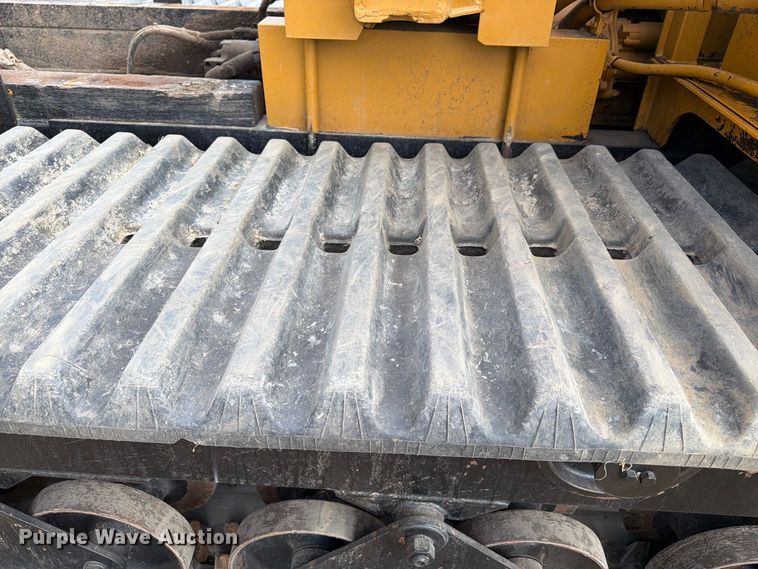 image for item FN3643 Morooka MST1500V track carrier