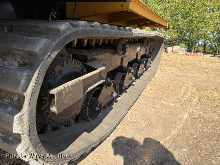 image for item FN3645 2013 Morooka MST2200 track carrier