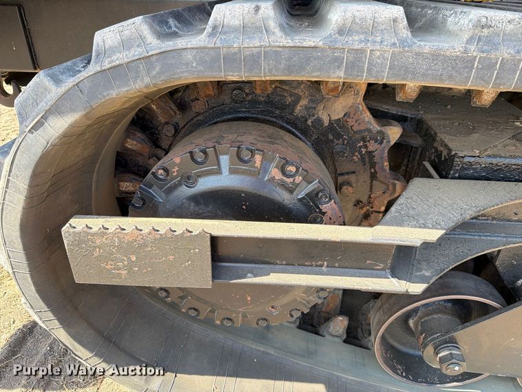 image for item FN3645 2013 Morooka MST2200 track carrier