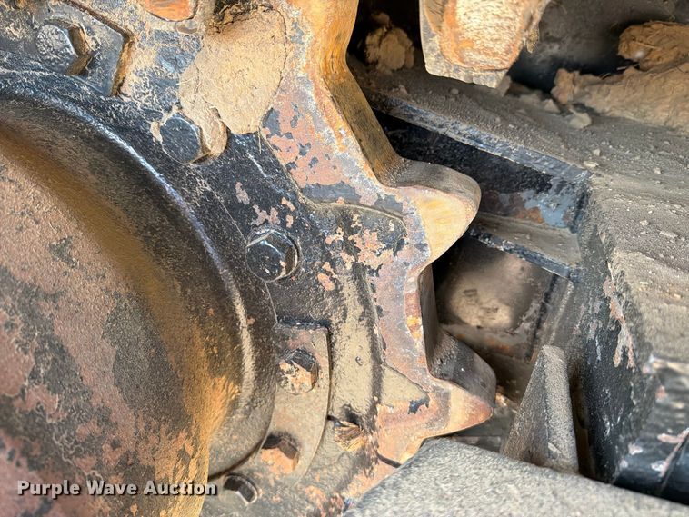 image for item FN3645 2013 Morooka MST2200 track carrier