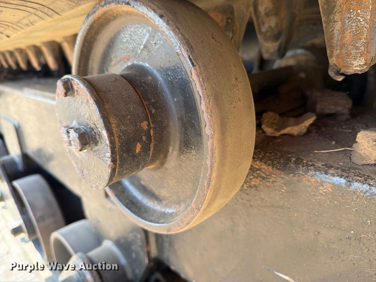 image for item FN3645 2013 Morooka MST2200 track carrier