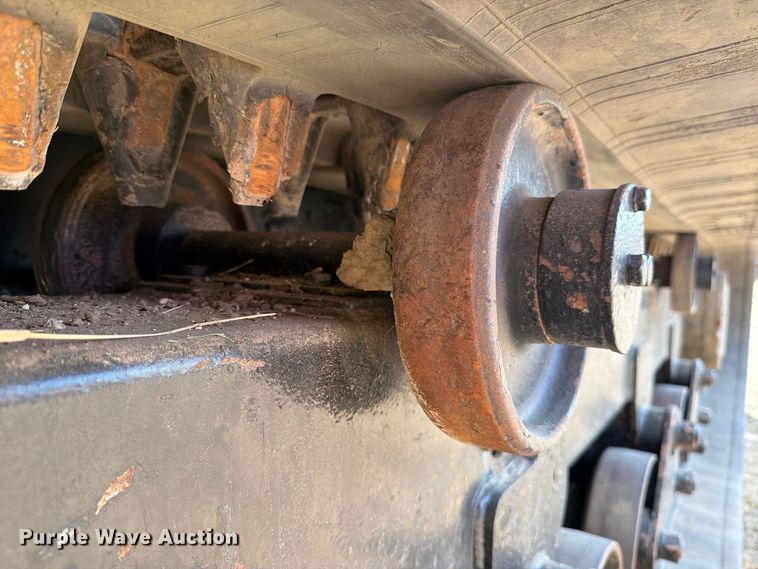image for item FN3645 2013 Morooka MST2200 track carrier