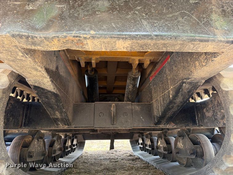 image for item FN3646 2015 Morooka MST2200 track carrier