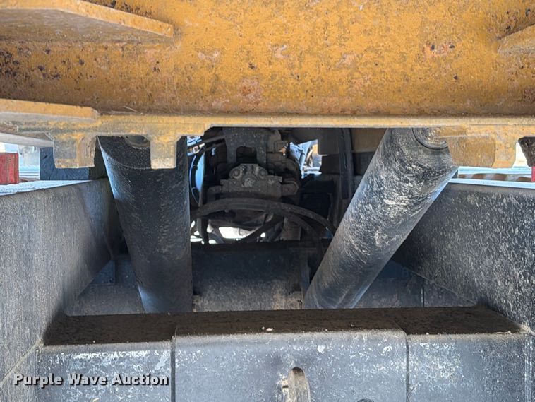 image for item FN3646 2015 Morooka MST2200 track carrier