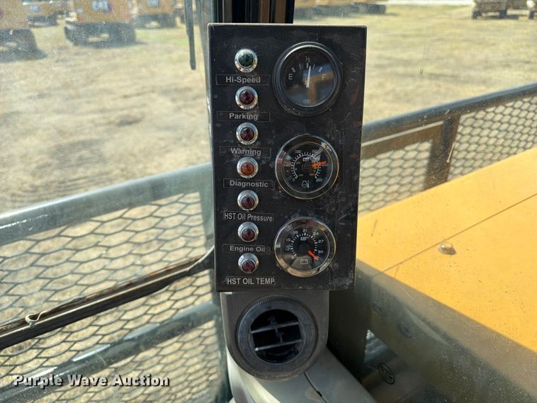 image for item FN3646 2015 Morooka MST2200 track carrier