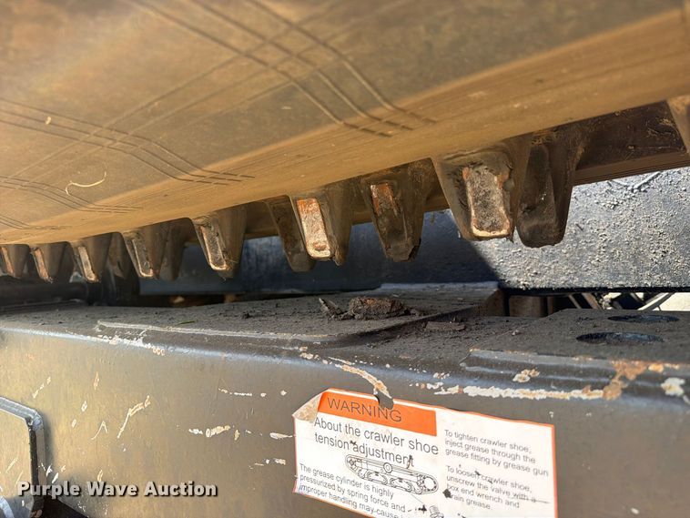 image for item FN3646 2015 Morooka MST2200 track carrier