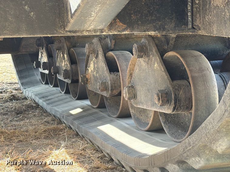 image for item FN3646 2015 Morooka MST2200 track carrier