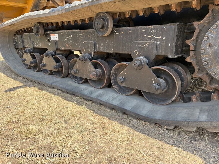 image for item FN3646 2015 Morooka MST2200 track carrier