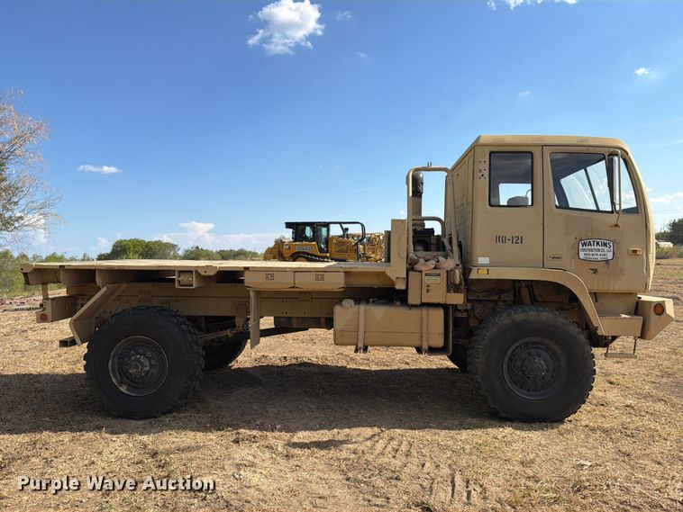 image for item FN3651 1997 Stewart & Stevenson flatbed truck