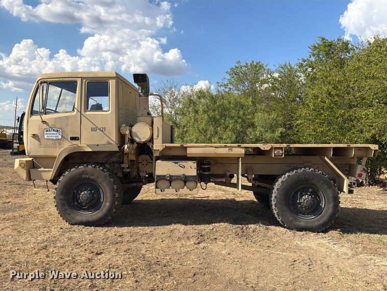 image for item FN3651 1997 Stewart & Stevenson flatbed truck