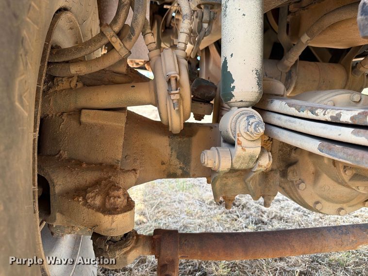 image for item FN3652 1998 Stewart & Stevenson flatbed truck