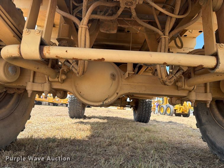 image for item FN3652 1998 Stewart & Stevenson flatbed truck