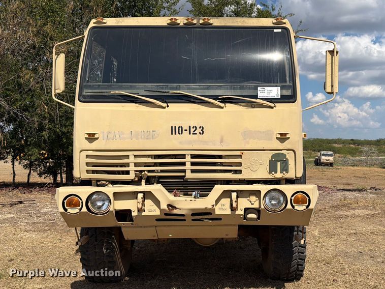 image for item FN3653 1994 Stewart & Stevenson flatbed truck