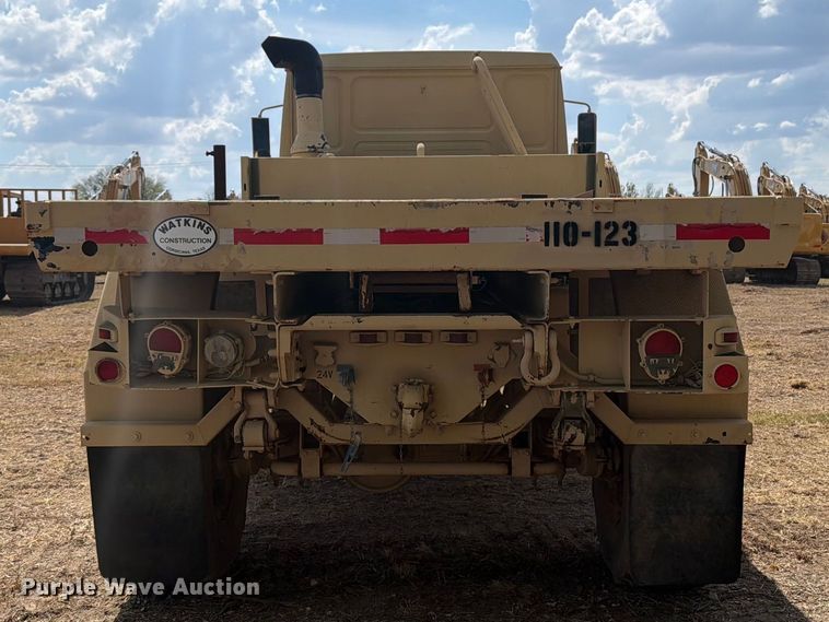 image for item FN3653 1994 Stewart & Stevenson flatbed truck