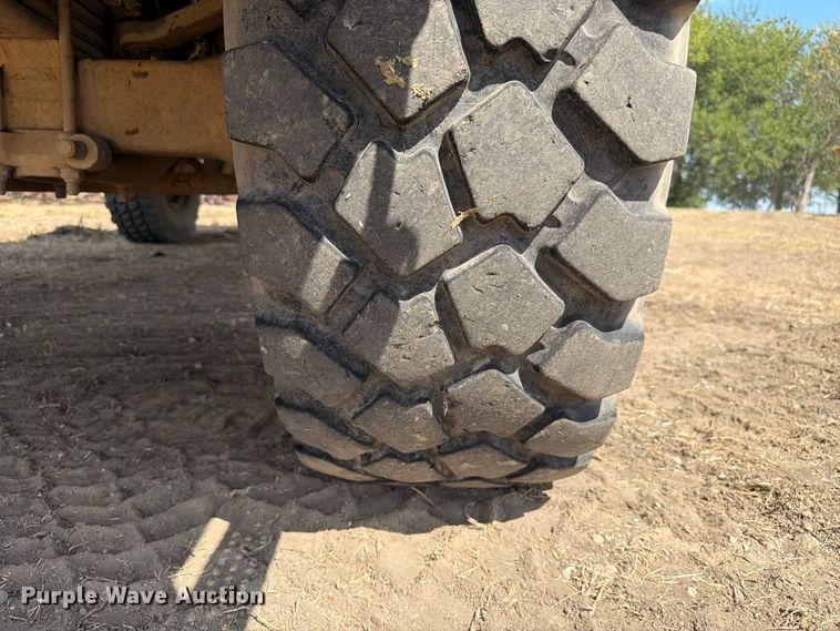 image for item FN3654 1996 Stewart & Stevenson flatbed truck
