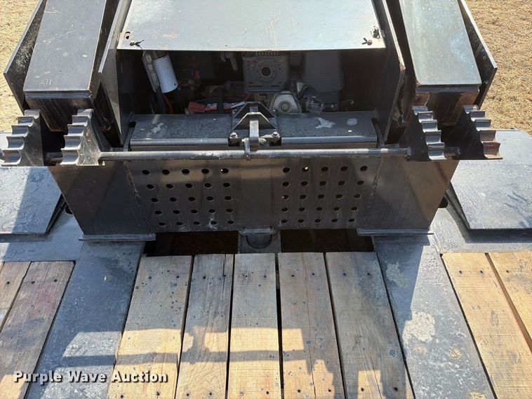 image for item FN3656 2018 Load King 554/5 SSSF 65 ton quad-axle lowboy trailer
