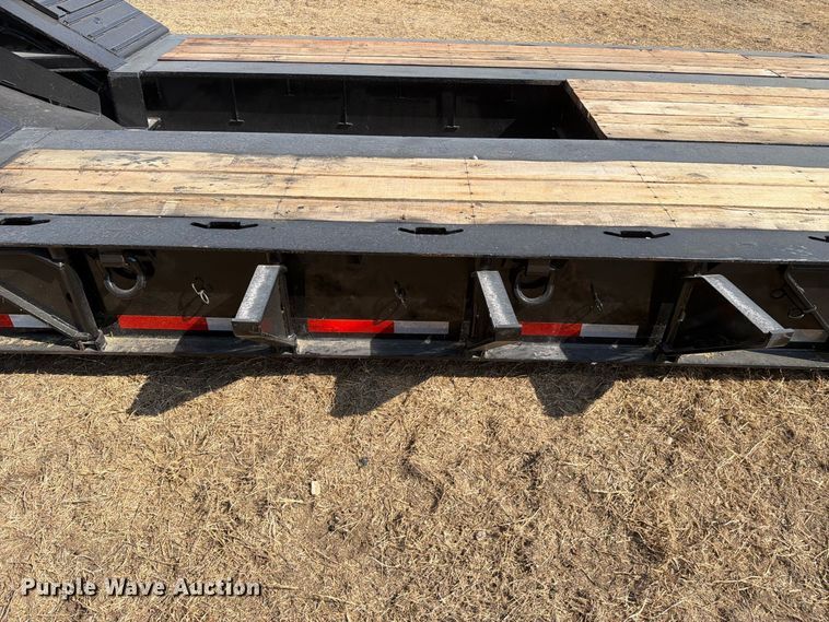 image for item FN3656 2018 Load King 554/5 SSSF 65 ton quad-axle lowboy trailer