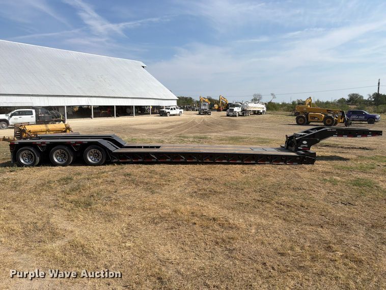 image for item FN3658 2022 Trail King TK110HDG lowboy equipment trailer