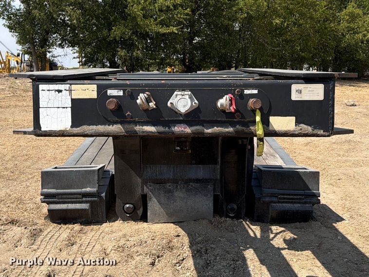 image for item FN3659 2005 Trail King TK110HDG lowboy equipment trailer