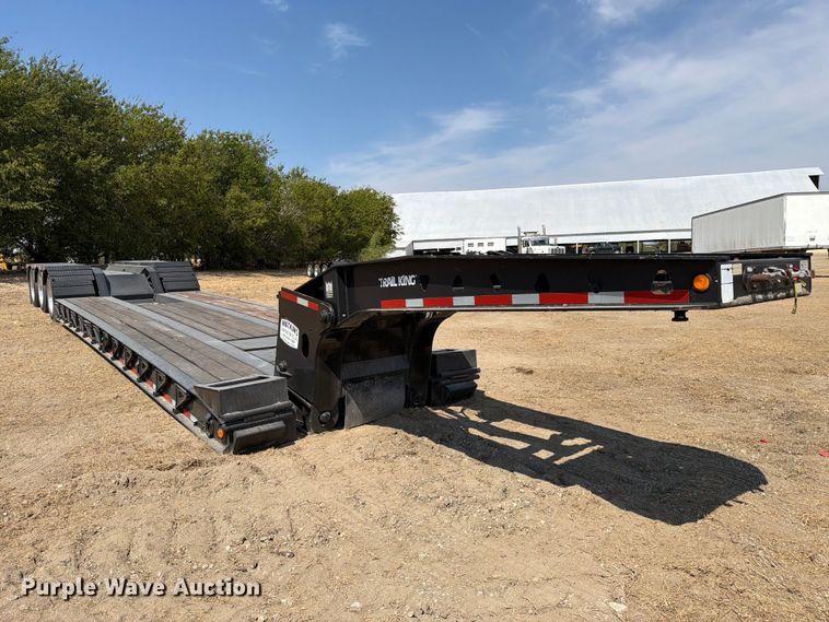 image for item FN3659 2005 Trail King TK110HDG lowboy equipment trailer