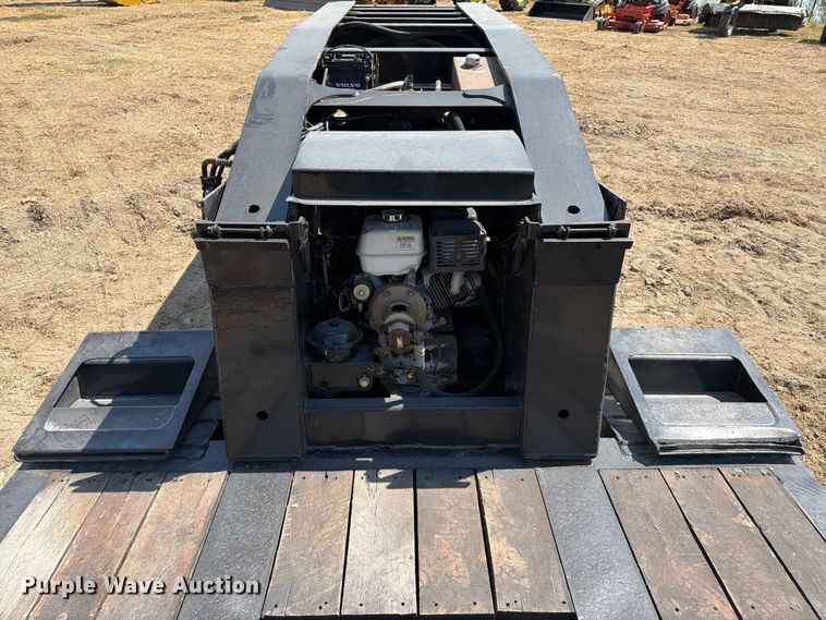 image for item FN3659 2005 Trail King TK110HDG lowboy equipment trailer