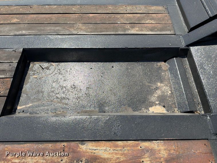 image for item FN3659 2005 Trail King TK110HDG lowboy equipment trailer