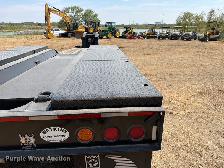 image for item FN3659 2005 Trail King TK110HDG lowboy equipment trailer