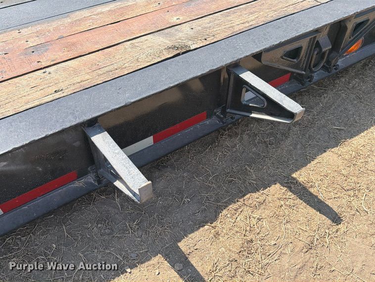 image for item FN3659 2005 Trail King TK110HDG lowboy equipment trailer
