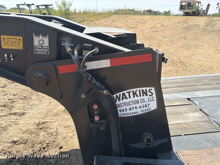 image for item FN3659 2005 Trail King TK110HDG lowboy equipment trailer