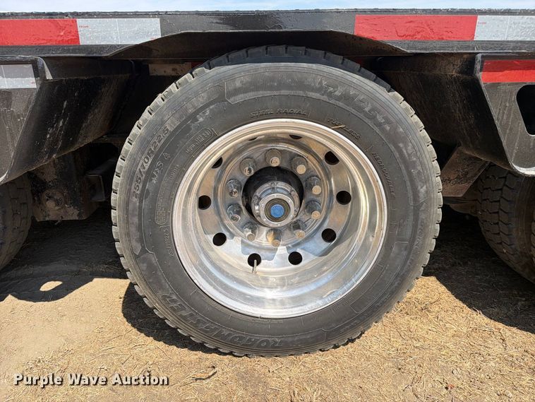image for item FN3659 2005 Trail King TK110HDG lowboy equipment trailer