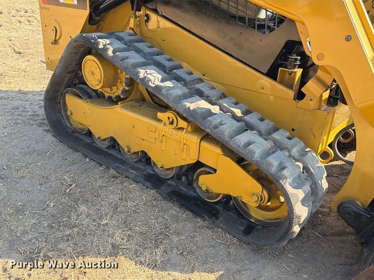 image for item FN3664 2016 Caterpillar 259D tracked skid steer loader