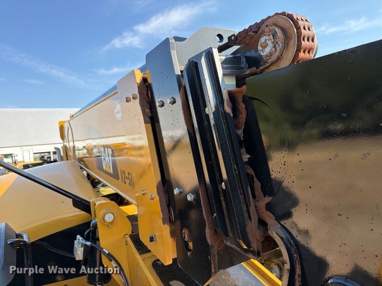 2016 Caterpillar TL1055D
