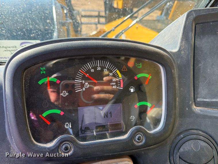 2016 Caterpillar TL1055D
