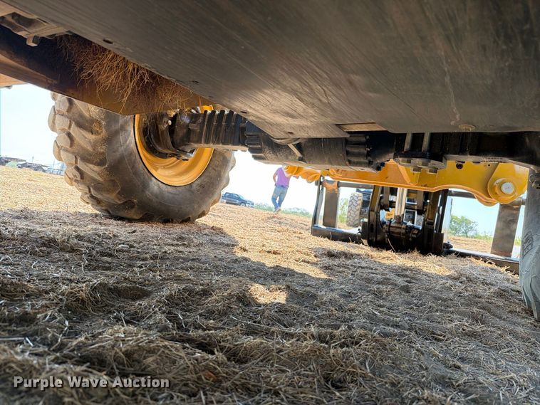 2016 Caterpillar TL1055D