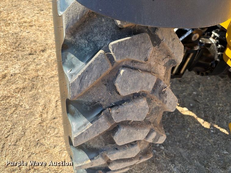 2016 Caterpillar TL1055D