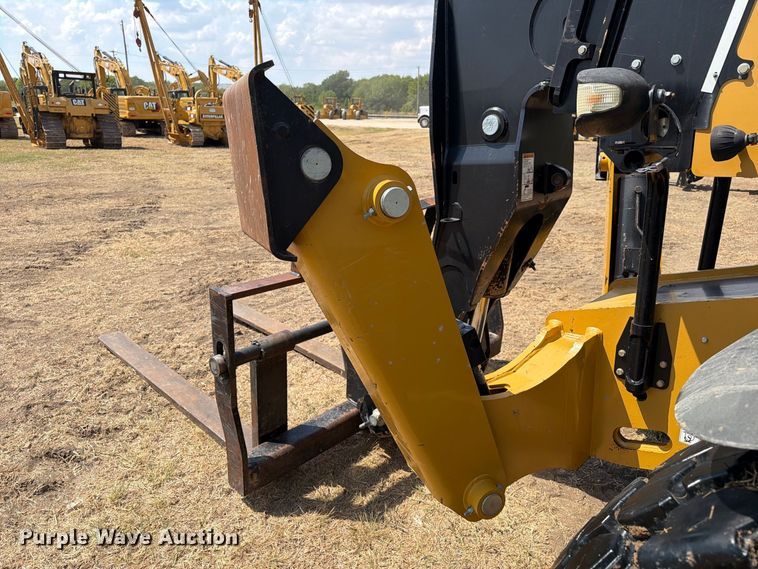 2018 Caterpillar TL1255D