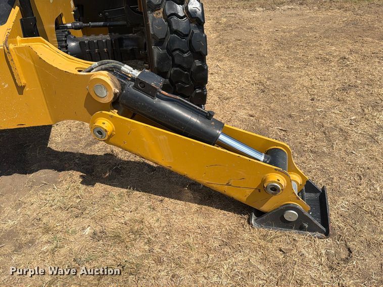 2018 Caterpillar TL1255D