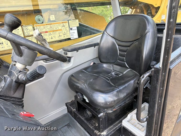 2018 Caterpillar TL1255D