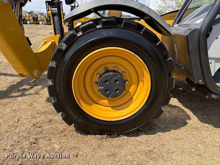 2018 Caterpillar TL1255D