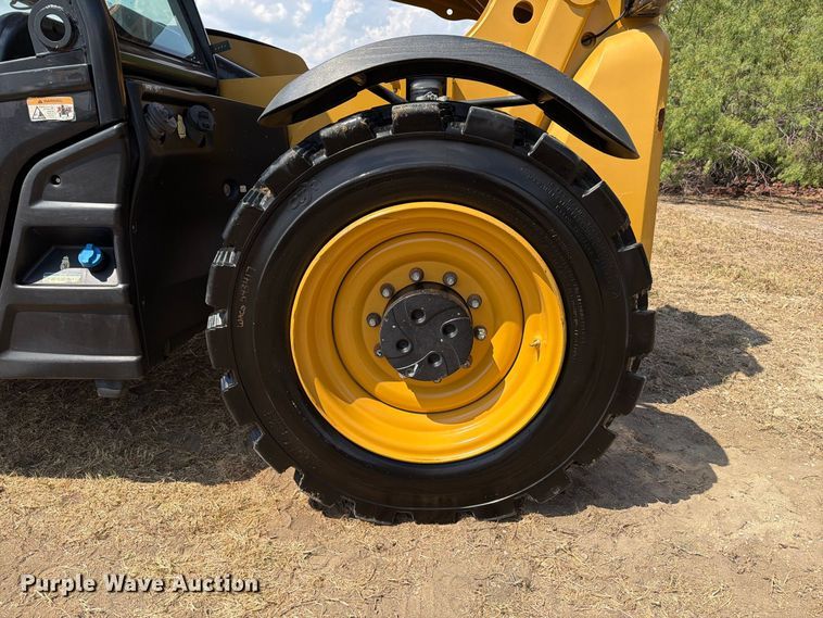 2018 Caterpillar TL1255D