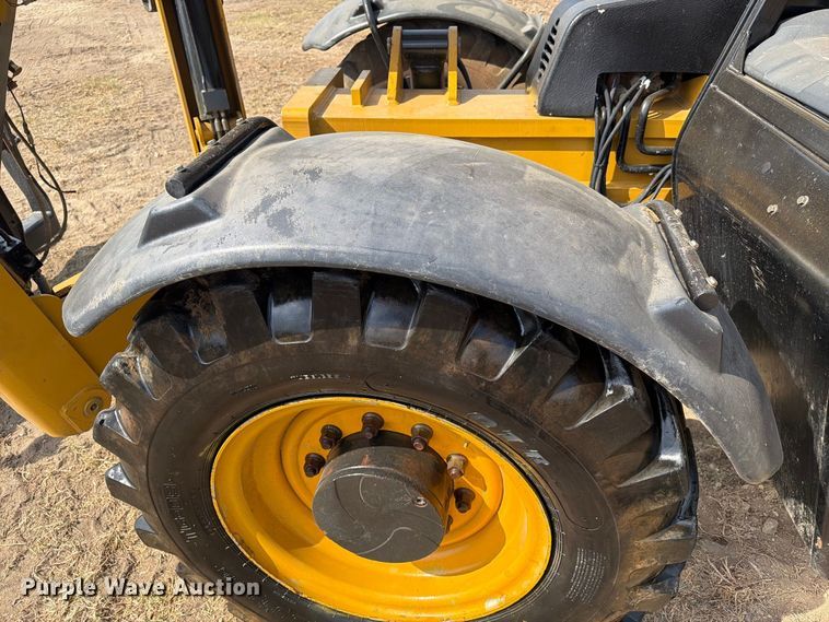 2012 Caterpillar TL943C